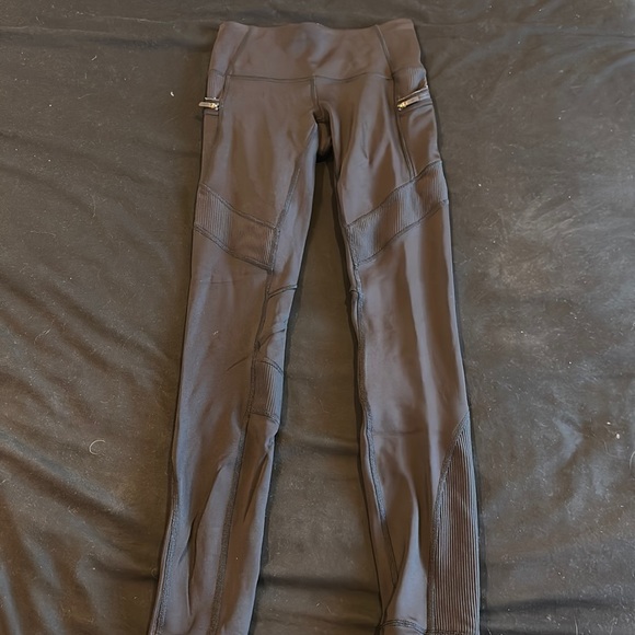 Lululemon leggings - Picture 1 of 4